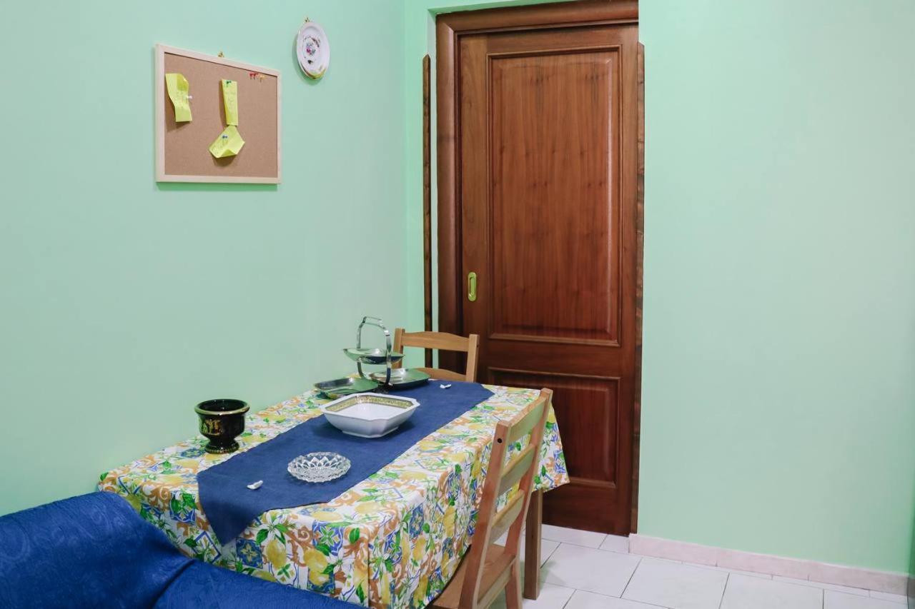 Holiday-Caroline Apartment Pompei Exterior foto